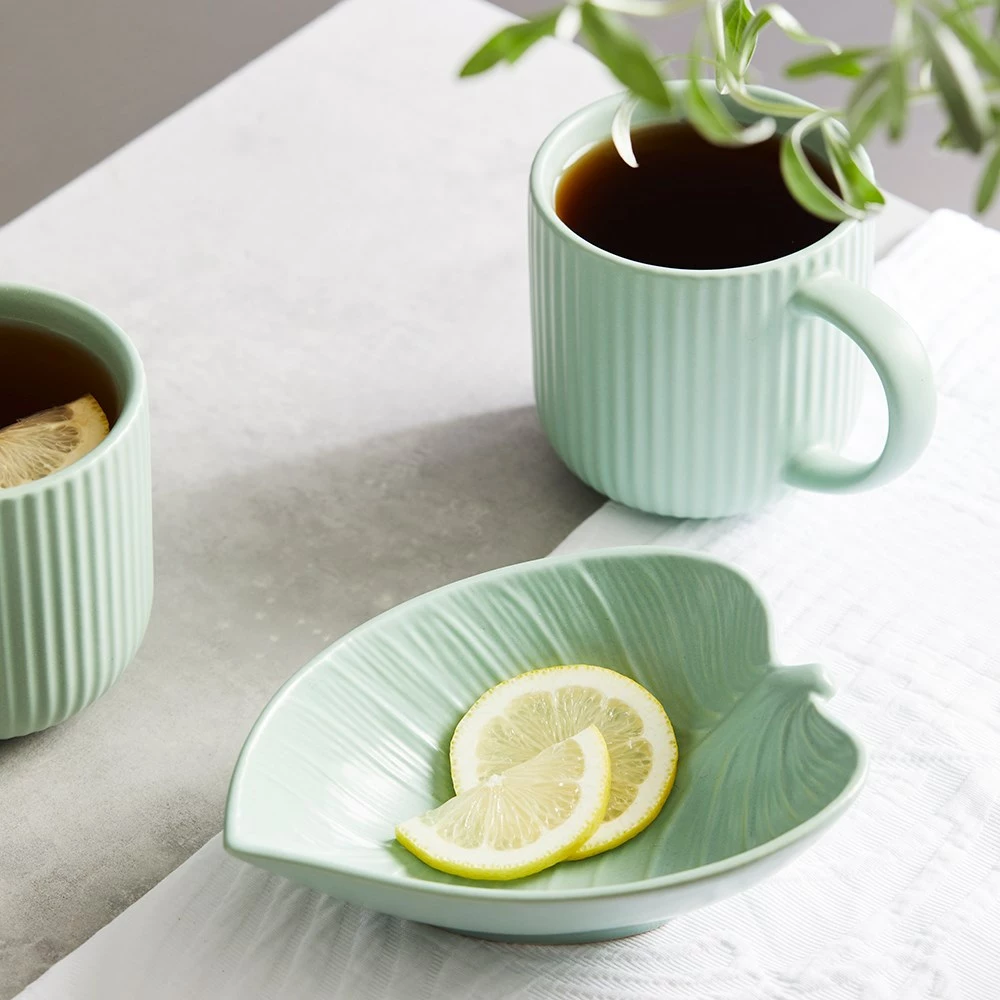 Alex Liddy Harley Leaf Bowl 16cm Sage 2 Alex Liddy Harley Leaf Bowl 16cm Sage - Image 2