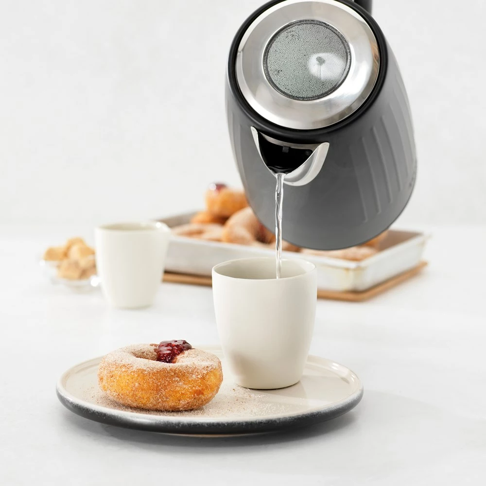 Baccarat The Boiling Point Kettle Black 5 Baccarat The Boiling Point Kettle Black - Image 5